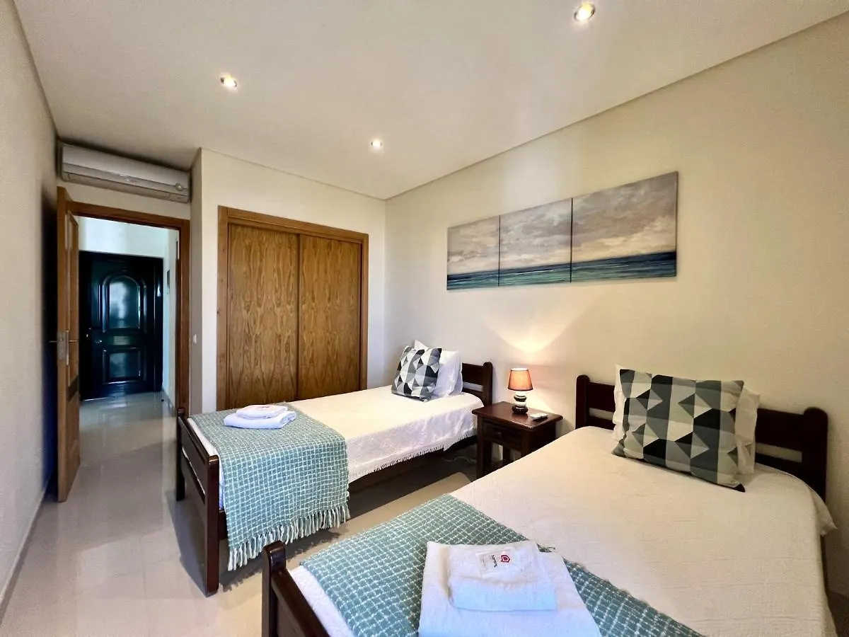 Apartment Quarteira Classic 1 With Pool By Homing Portugal